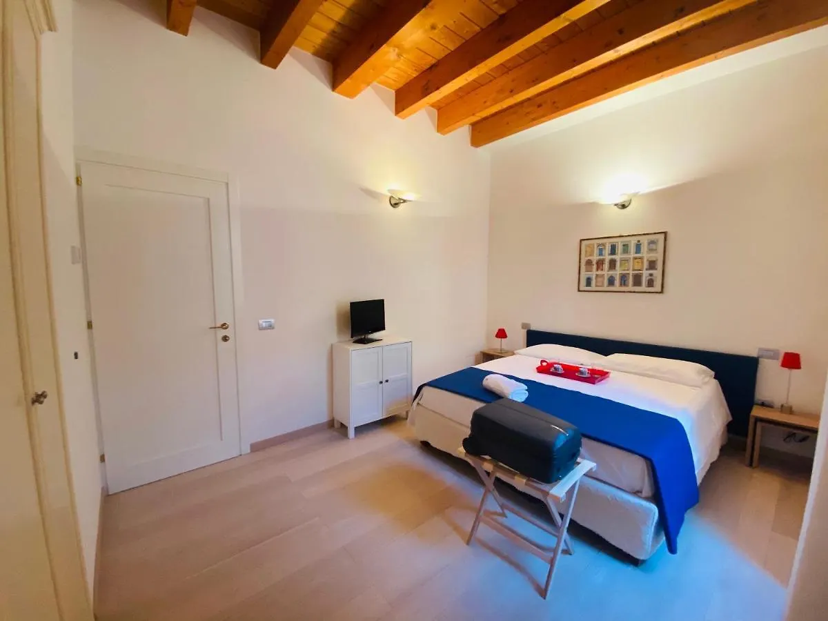 Ng Guest House Il Ris ساساري إيطاليا